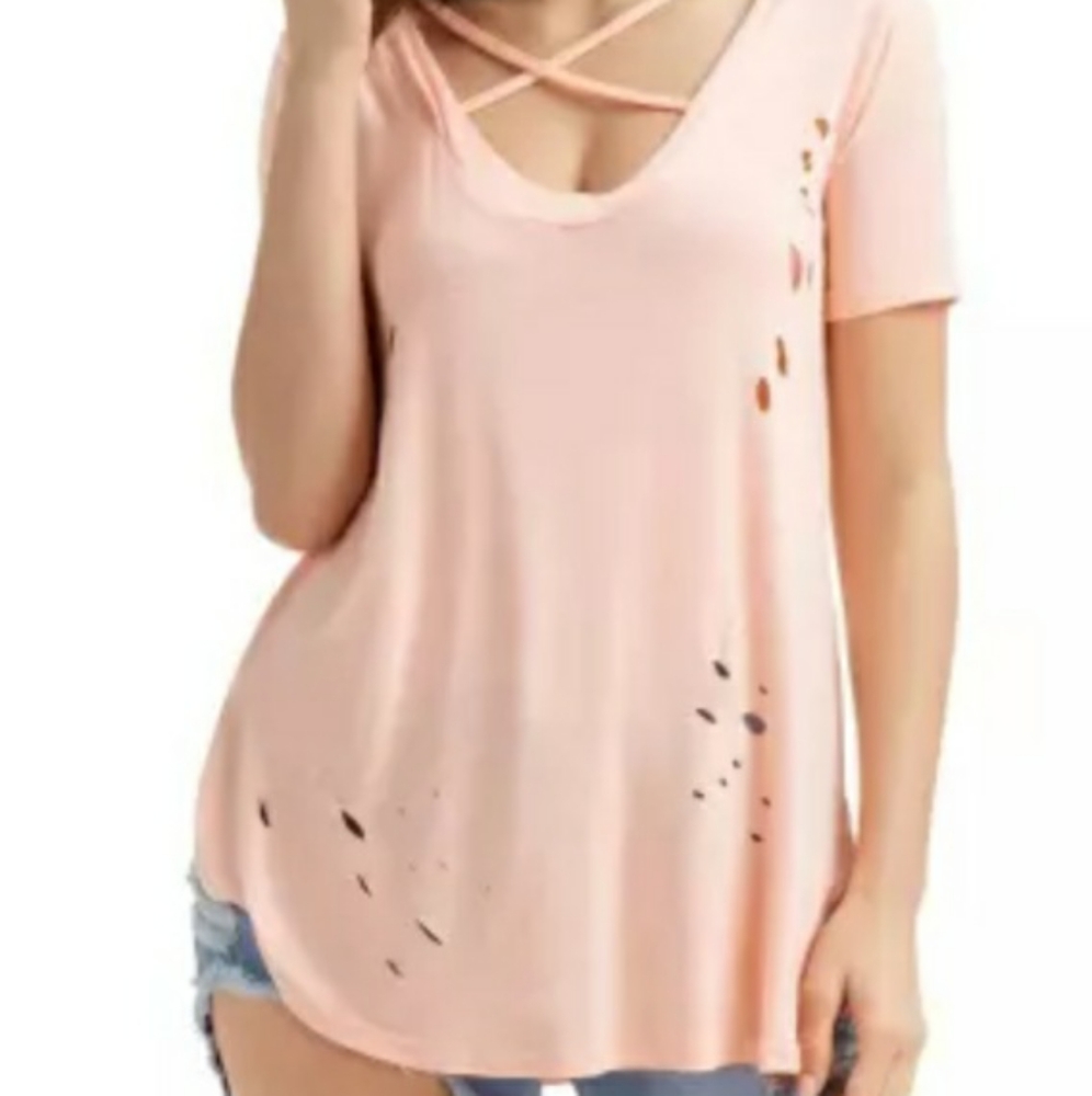 DISTRESSED TEE